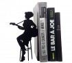 Imperfect bookend The guitarist